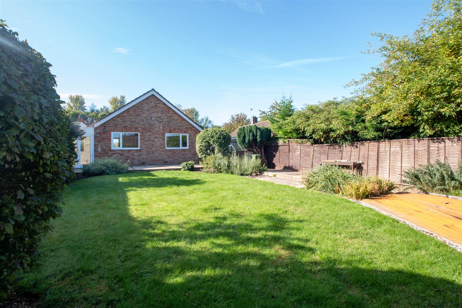 London Road, Loughton, Milton Keynes